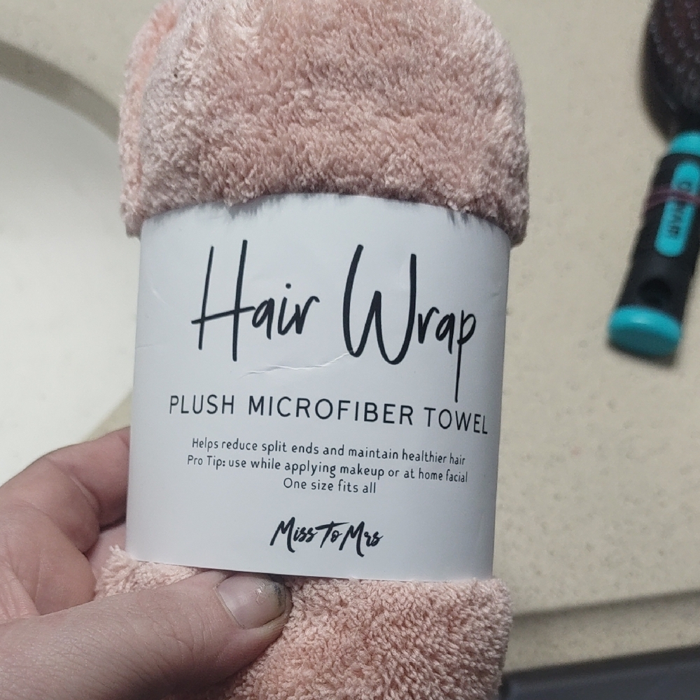 Miss To Mrs Plush Microfiber Hair Wrap - Pink